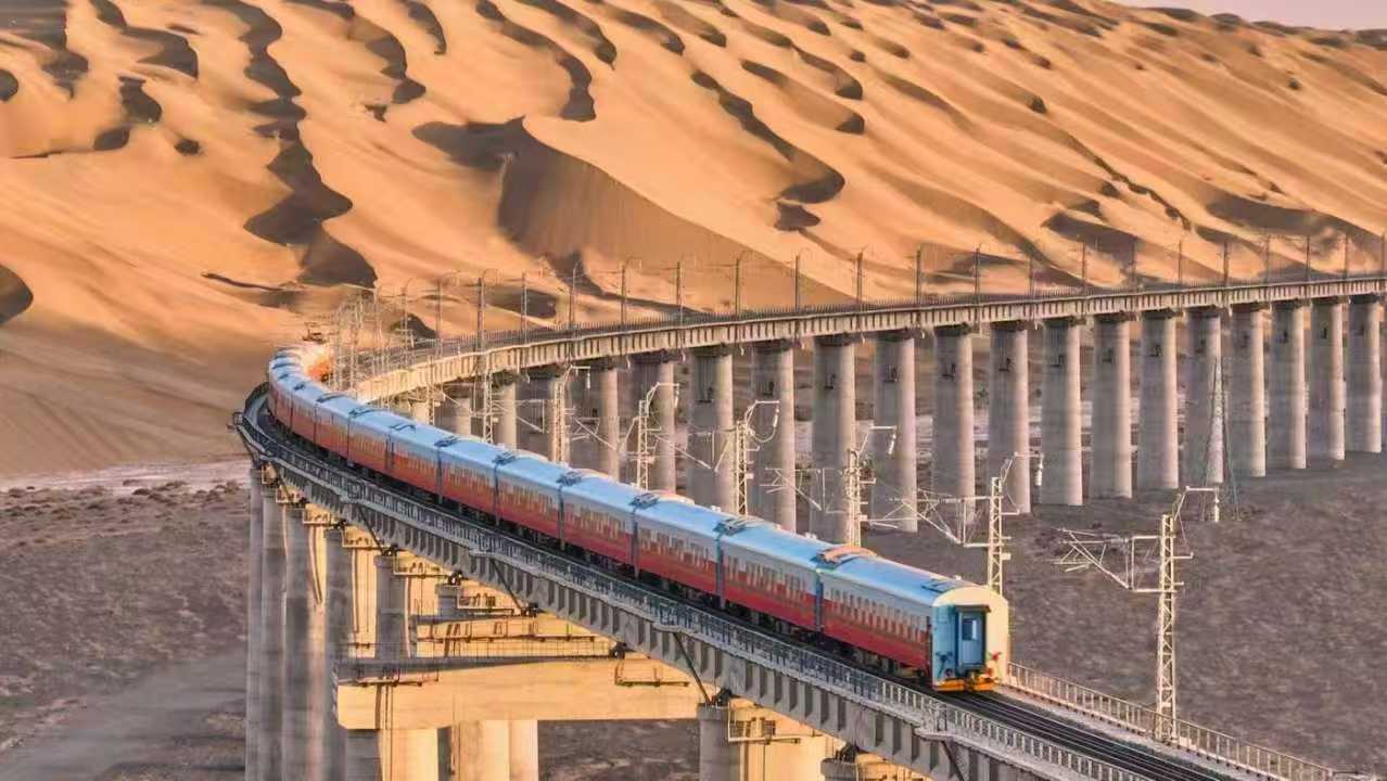 2026 Luxury Luxury Train · Silk Road Dream Express Official Booking Website | Itinerary & Prices