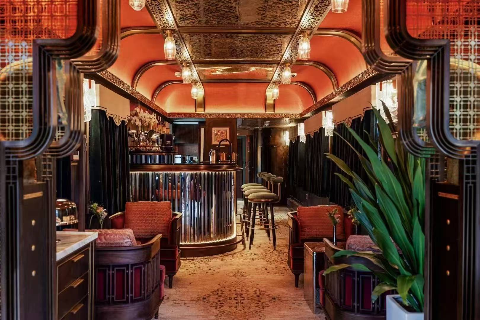 2026 Luxury Luxury Train · Silk Road Dream Express Official Booking Website | Itinerary & Prices
